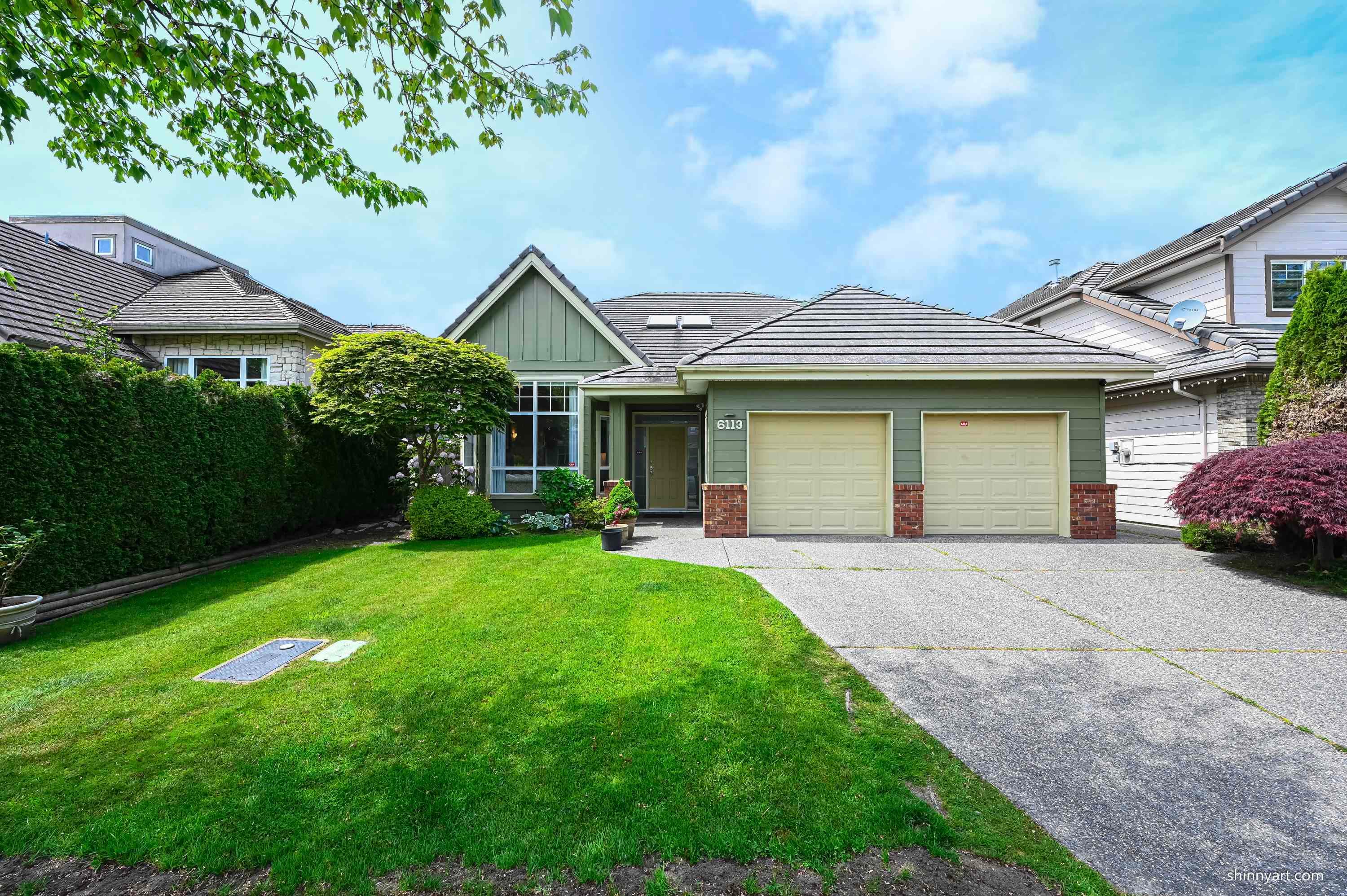 6113 Pearkes Drive, Richmond