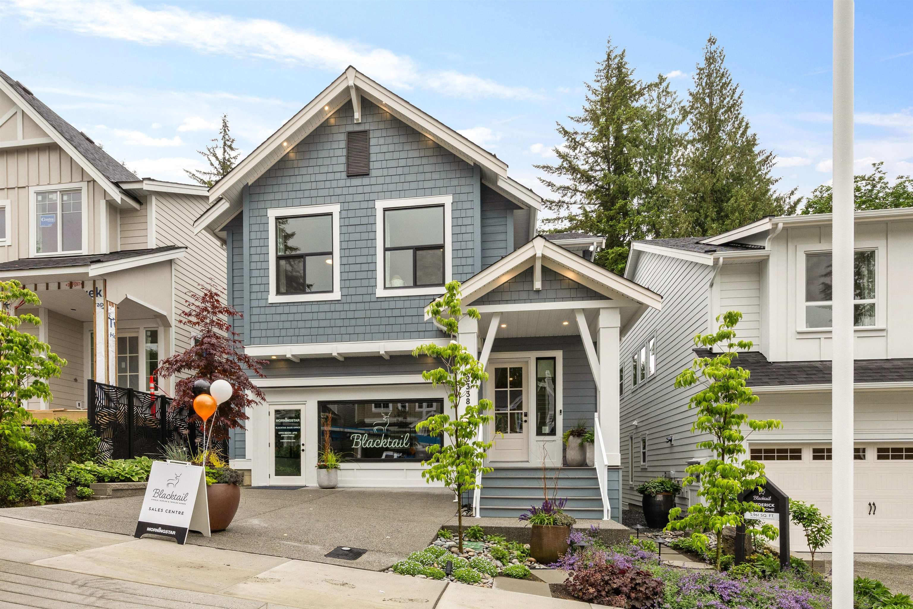23387 Seymour Avenue, Maple Ridge, V4R 0J7 — photo 1