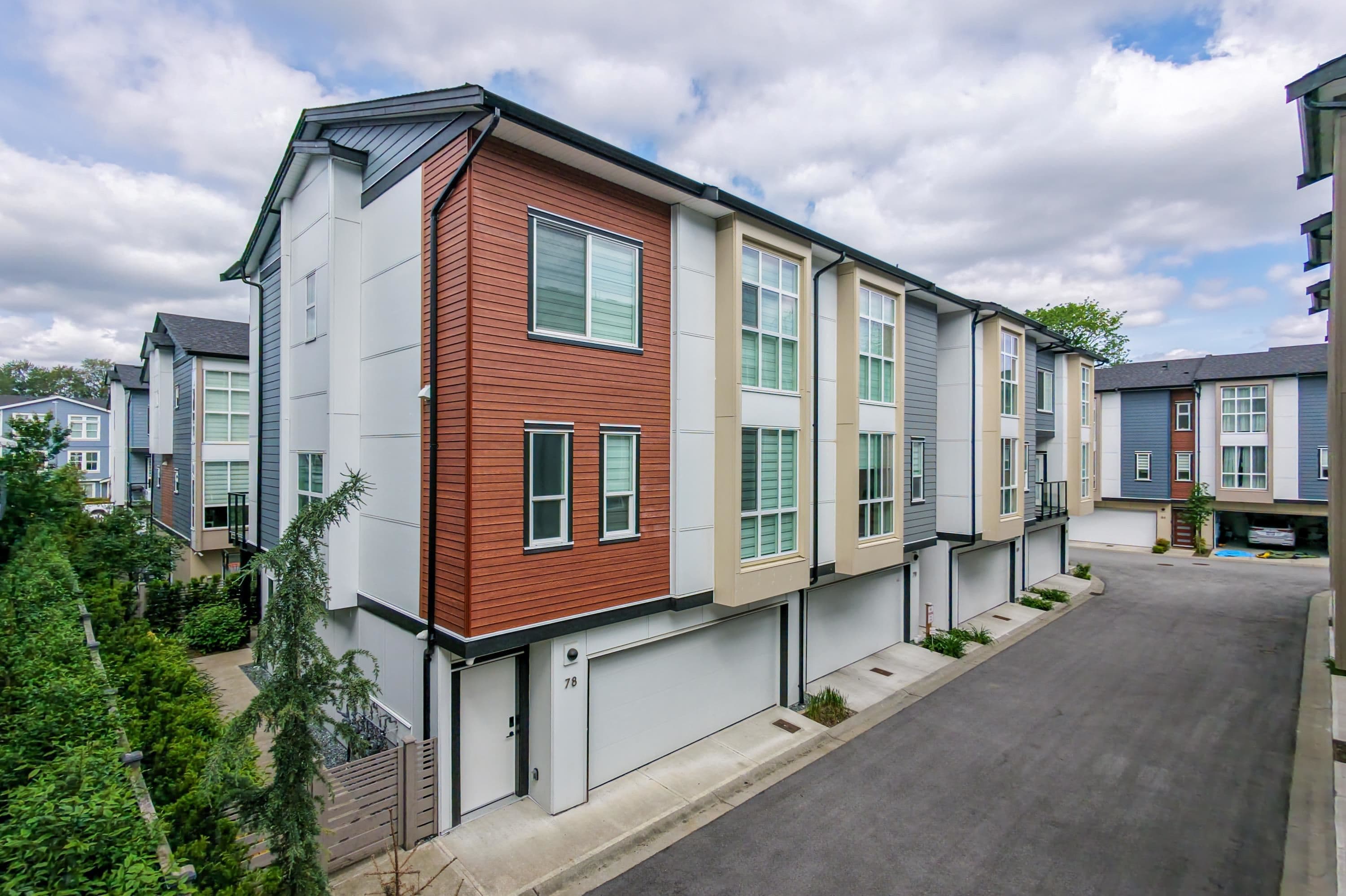 78 - 7670 207 Street, Langley