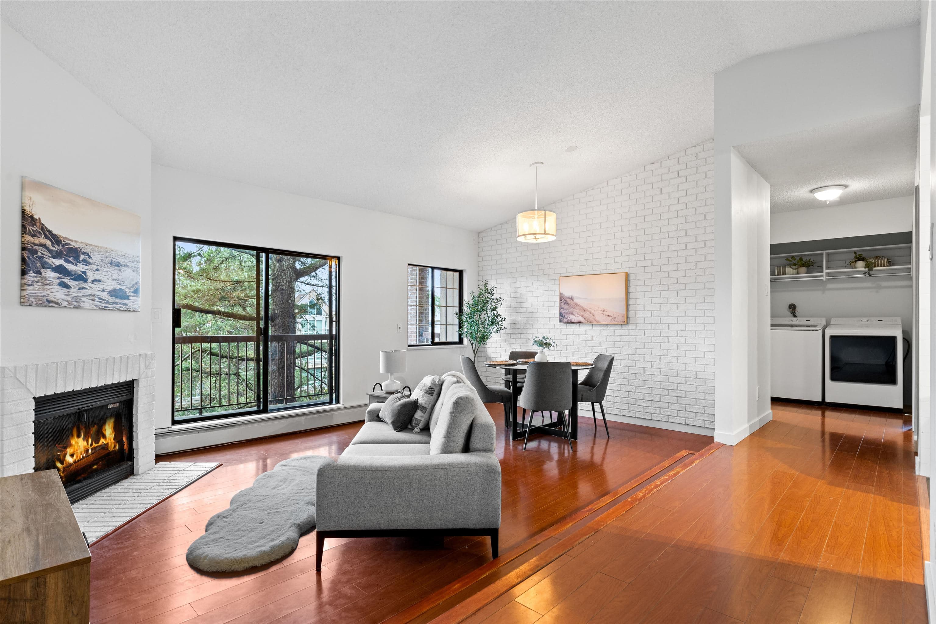 340 - 8500 Ackroyd Road, Richmond