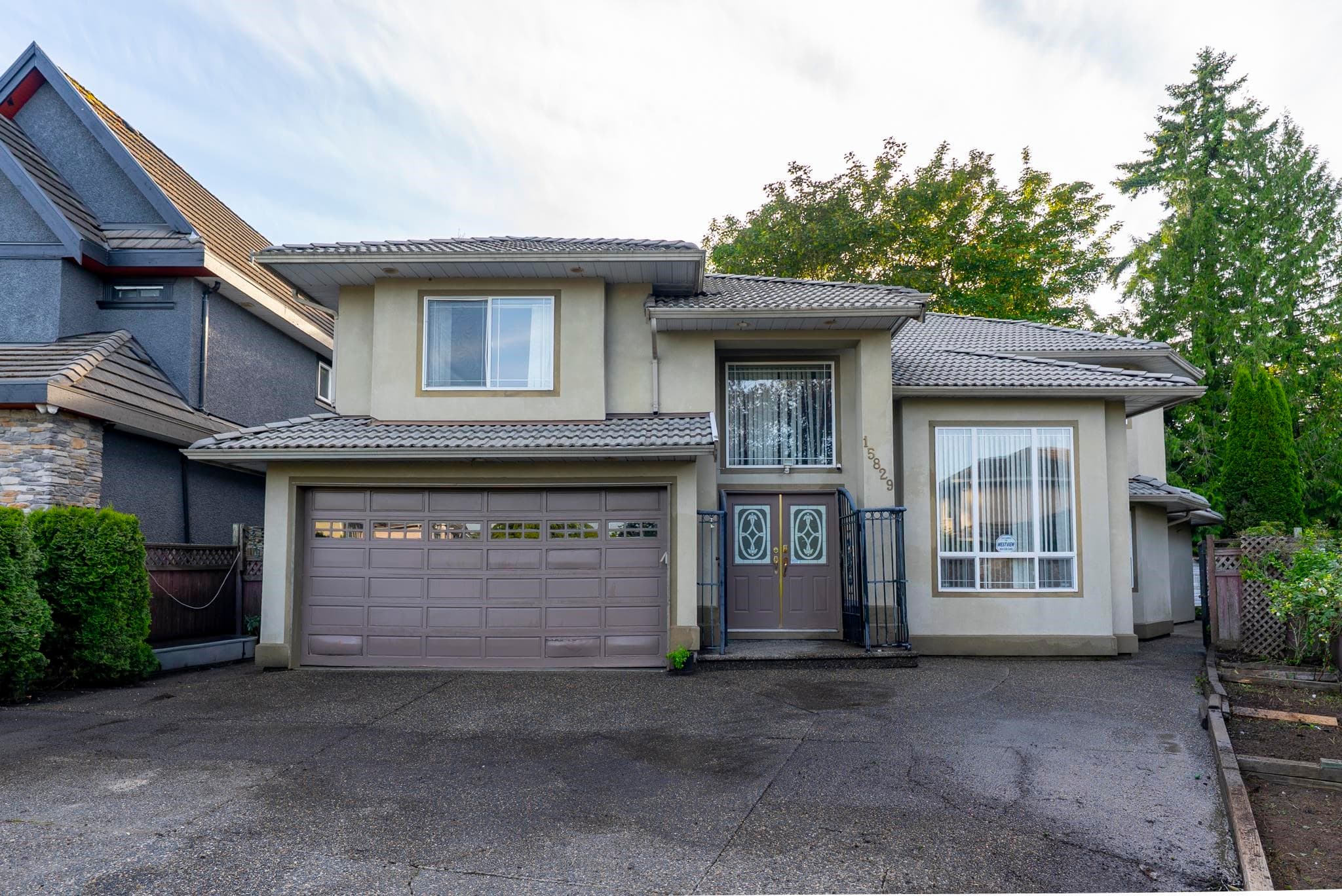 15829 87a Avenue, Surrey