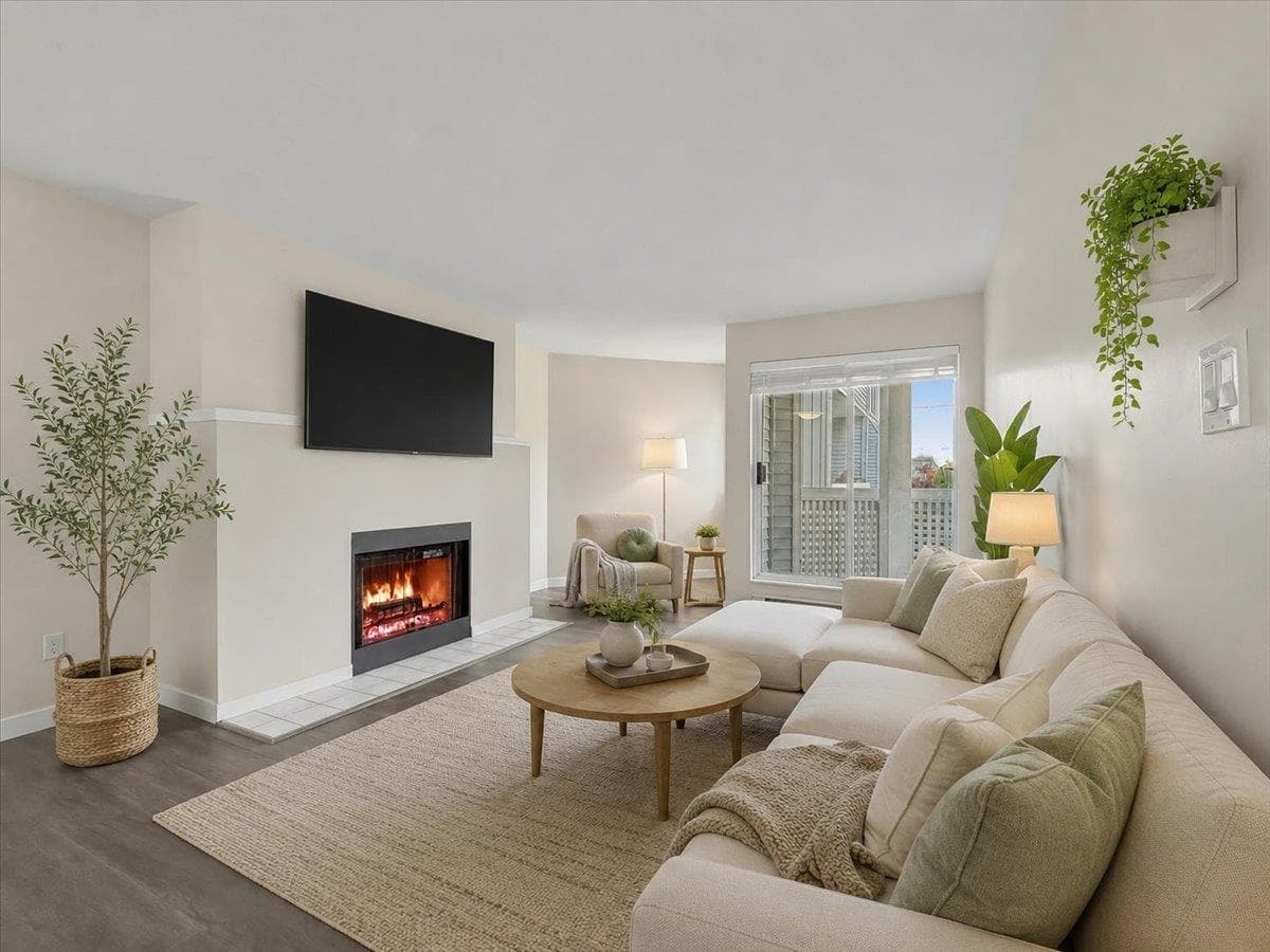 201 - 7431 Blundell Road, Richmond