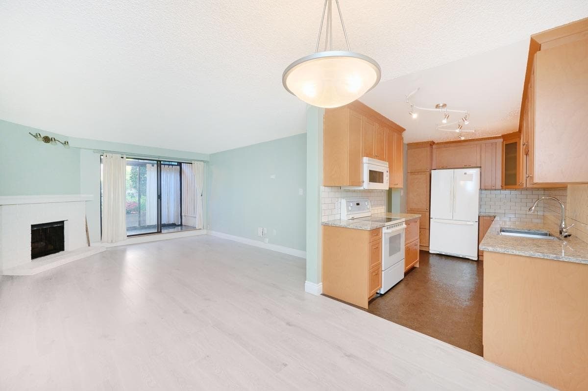 109 - 9202 Horne Street, Burnaby, V3N 4K2 — photo 5