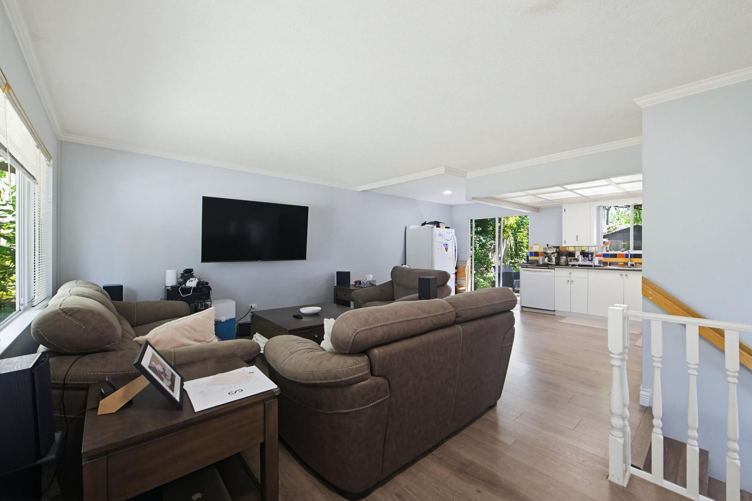 18298 63a Avenue, Surrey, V3S 8A8 — photo 5