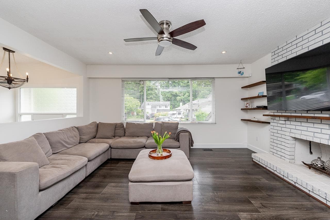 11792 80a Avenue, Delta, V4C 7T9 — photo 3