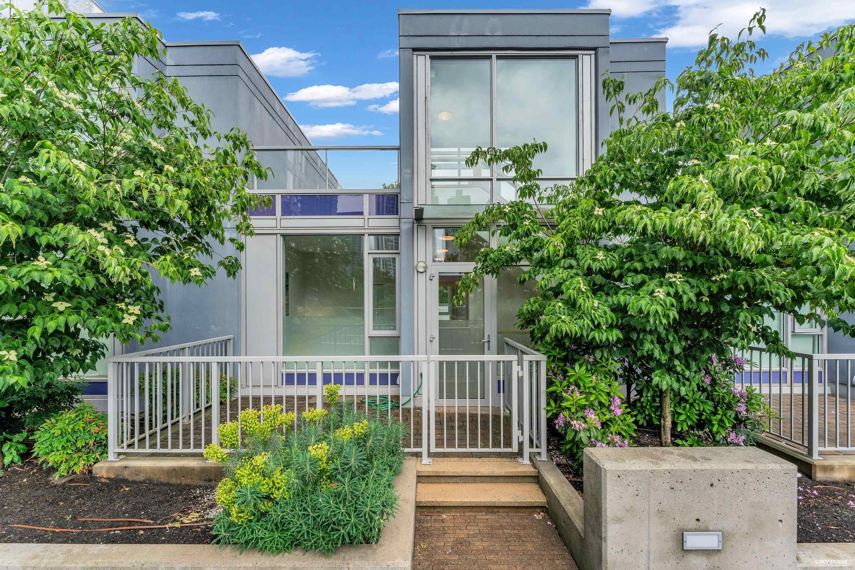 2 - 13720 100 Avenue, Surrey