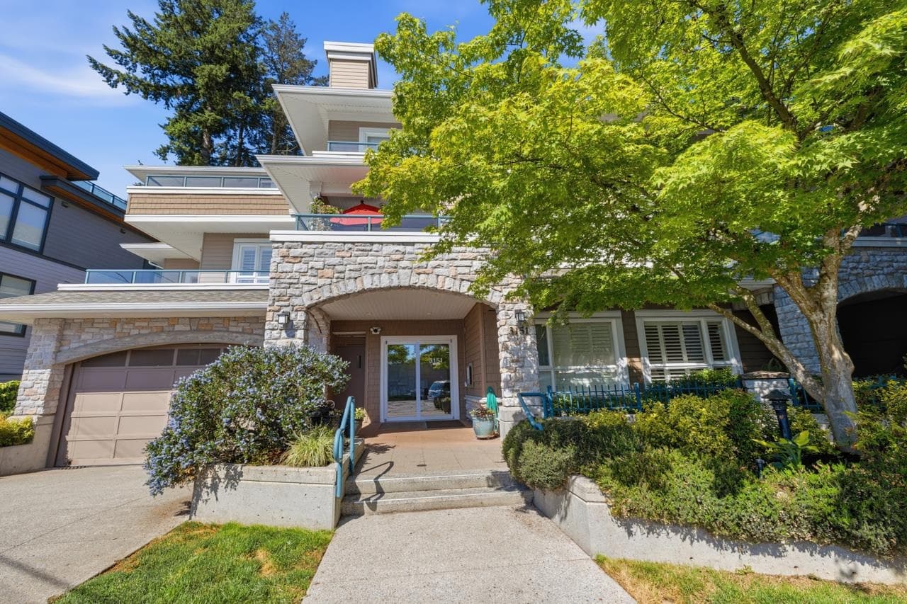 202 - 3151 Connaught Crescent, North Vancouver