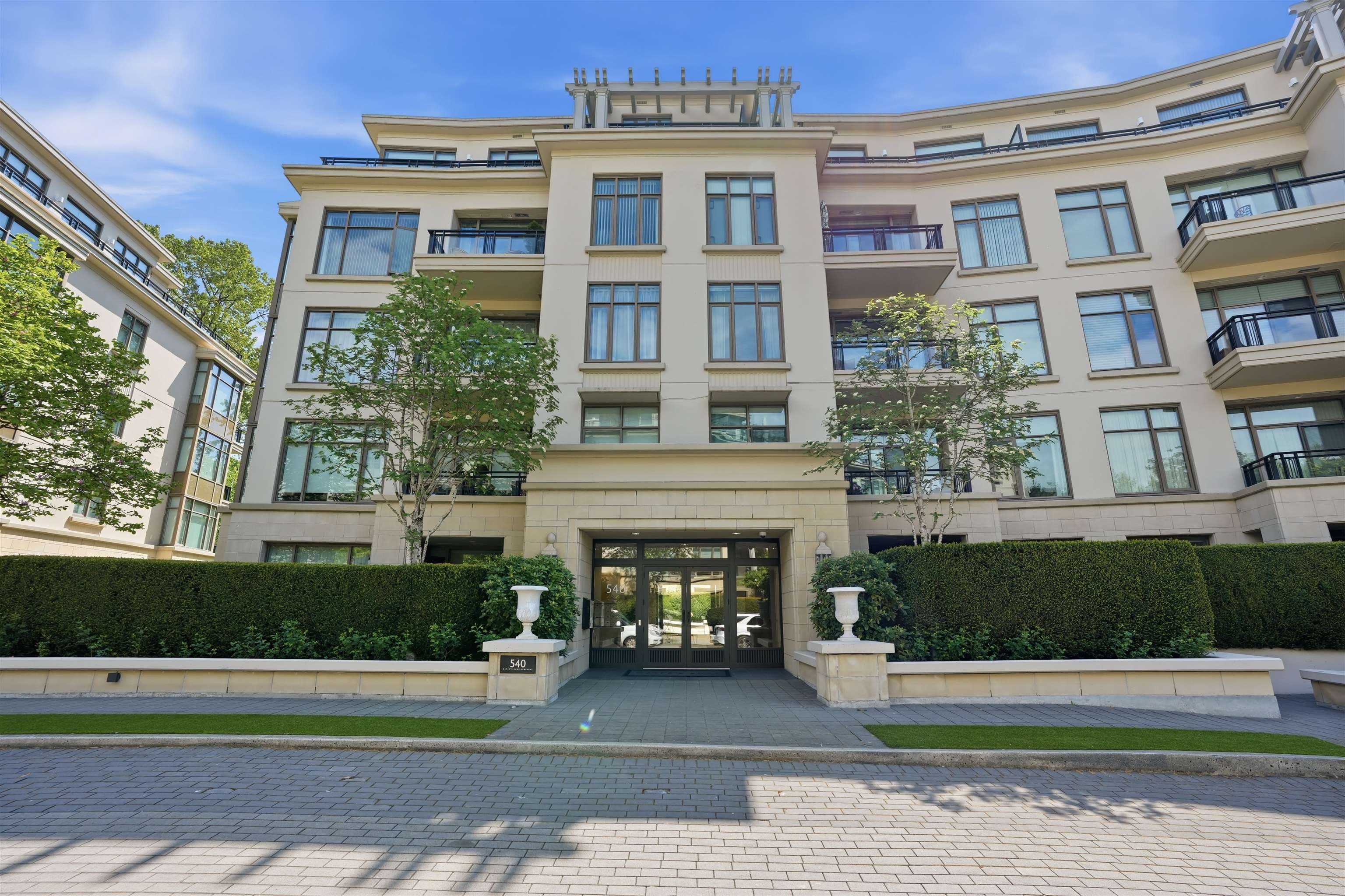 203 - 540 Waters Edge Crescent, West Vancouver