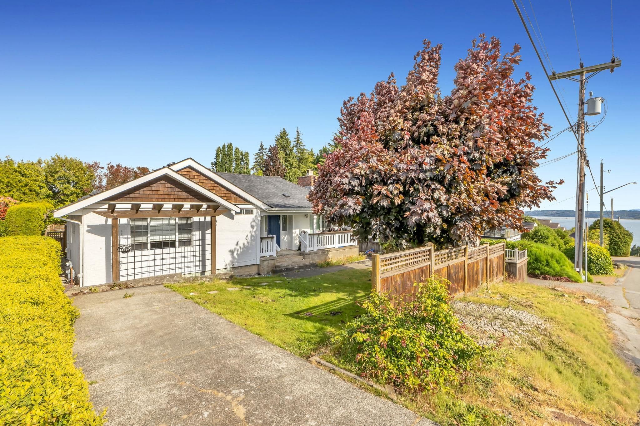 1154 Finlay Street, White Rock