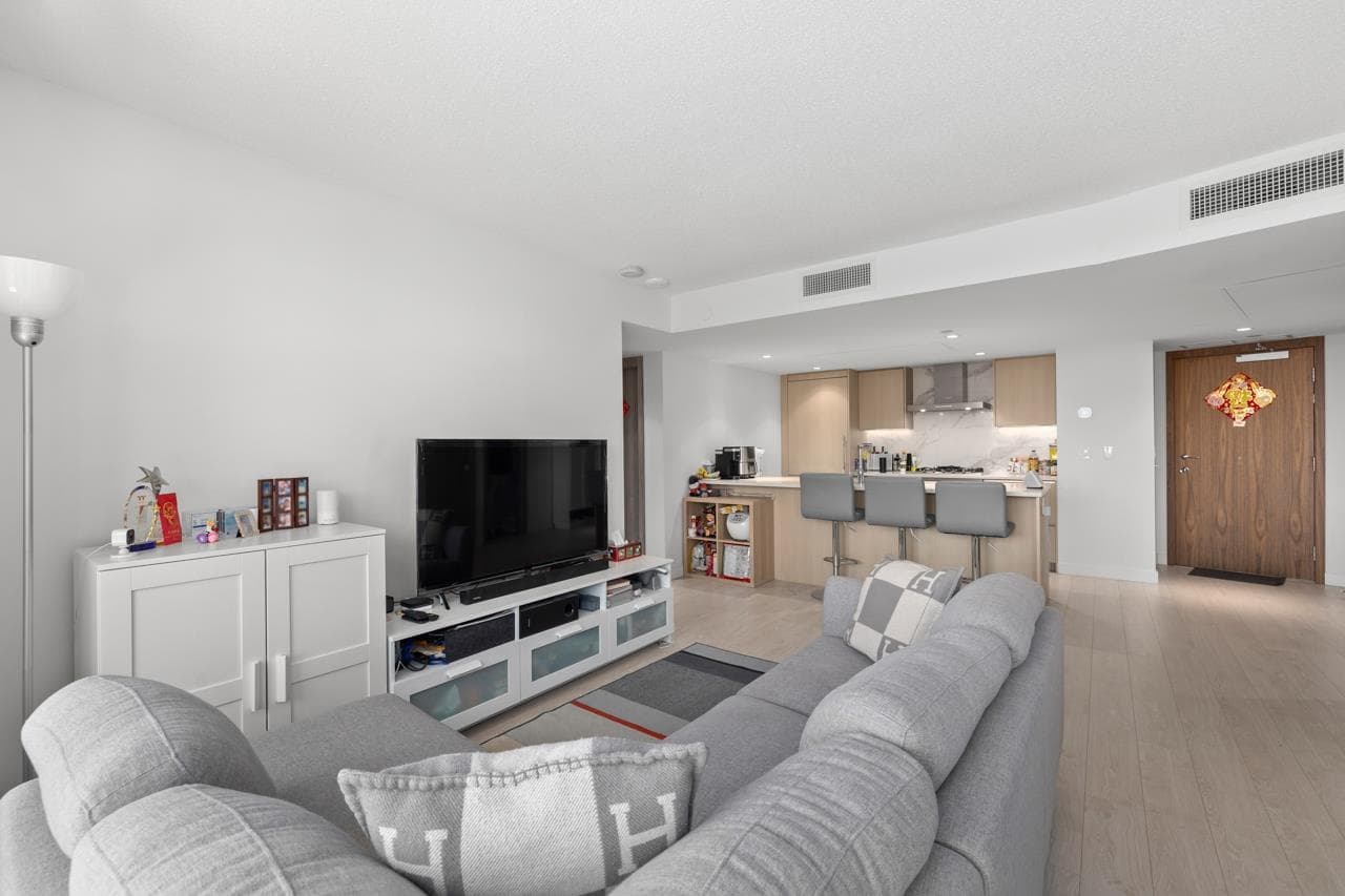 1281 - 8608 Hazelbridge Way, Richmond, V6X 0W2 — photo 5