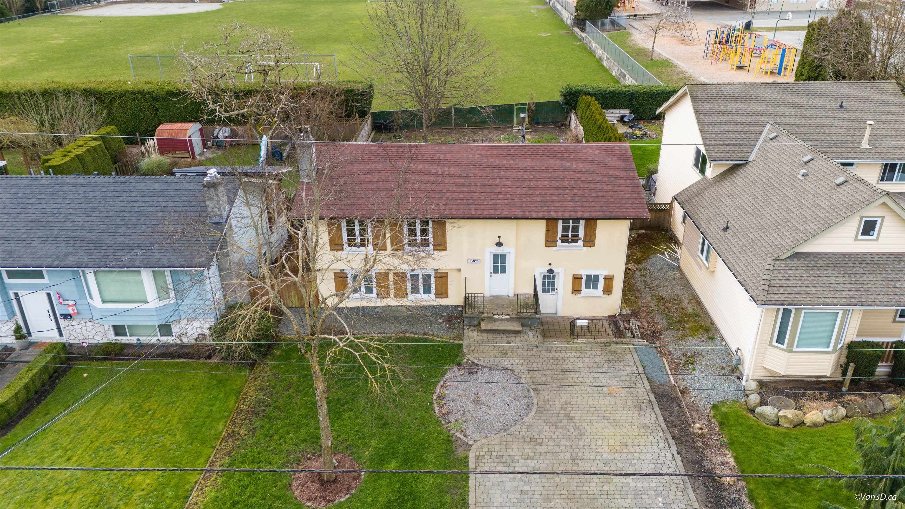 15894 Thrift Avenue, White Rock