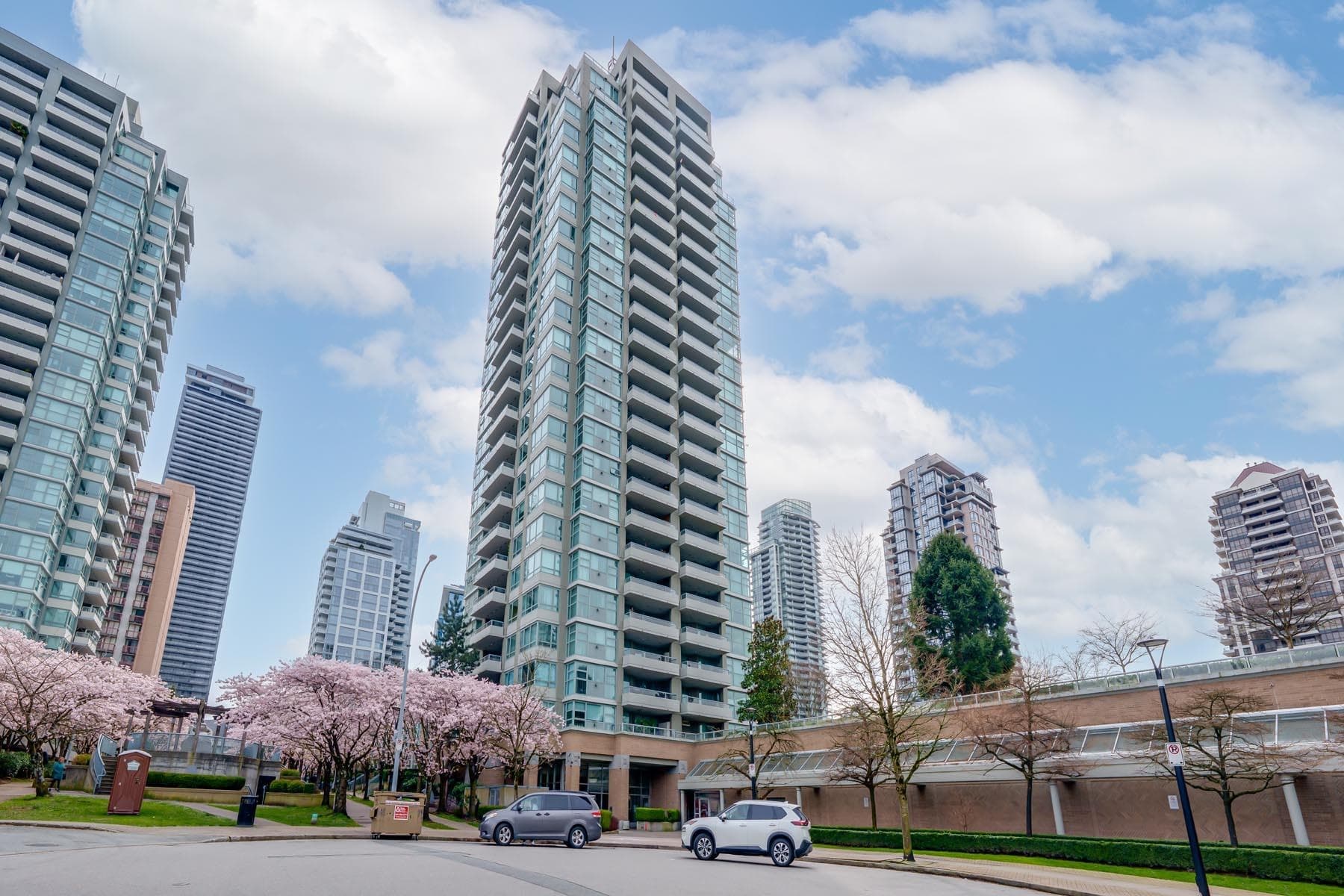 2105 - 4398 Buchanan Street, Burnaby, V5C 6R7 — photo 1