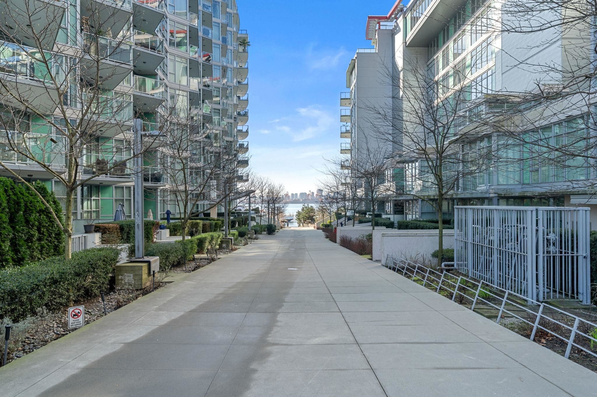 808 - 199 Victory Ship Way, North Vancouver, V7L 0B2 — photo 4