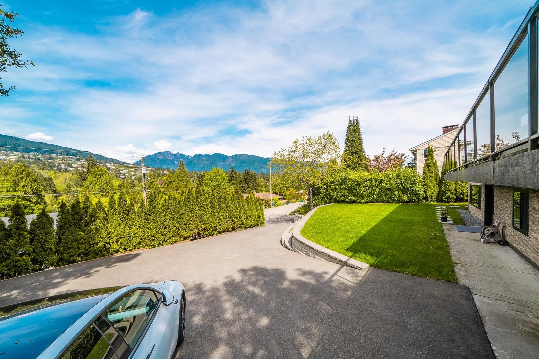 880 Jefferson Avenue, West Vancouver, V7T 2A4 — photo 2