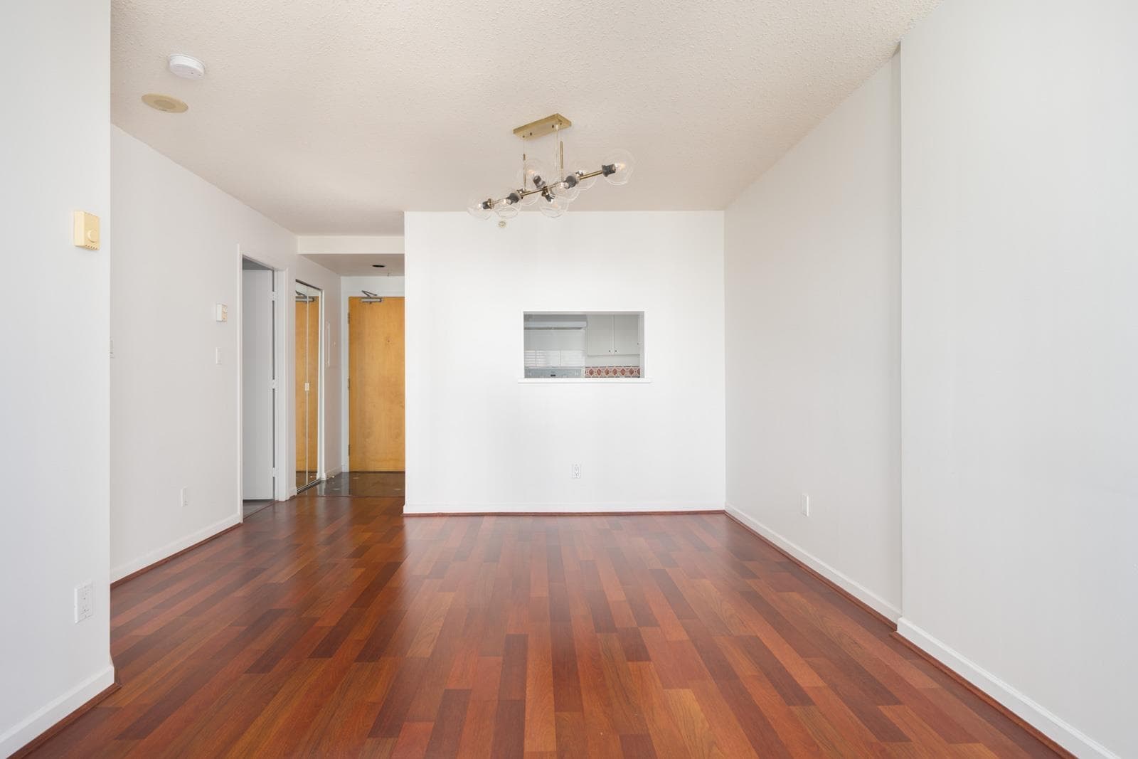 2102 - 1166 Melville Street, Vancouver, V6E 4P5 — photo 4