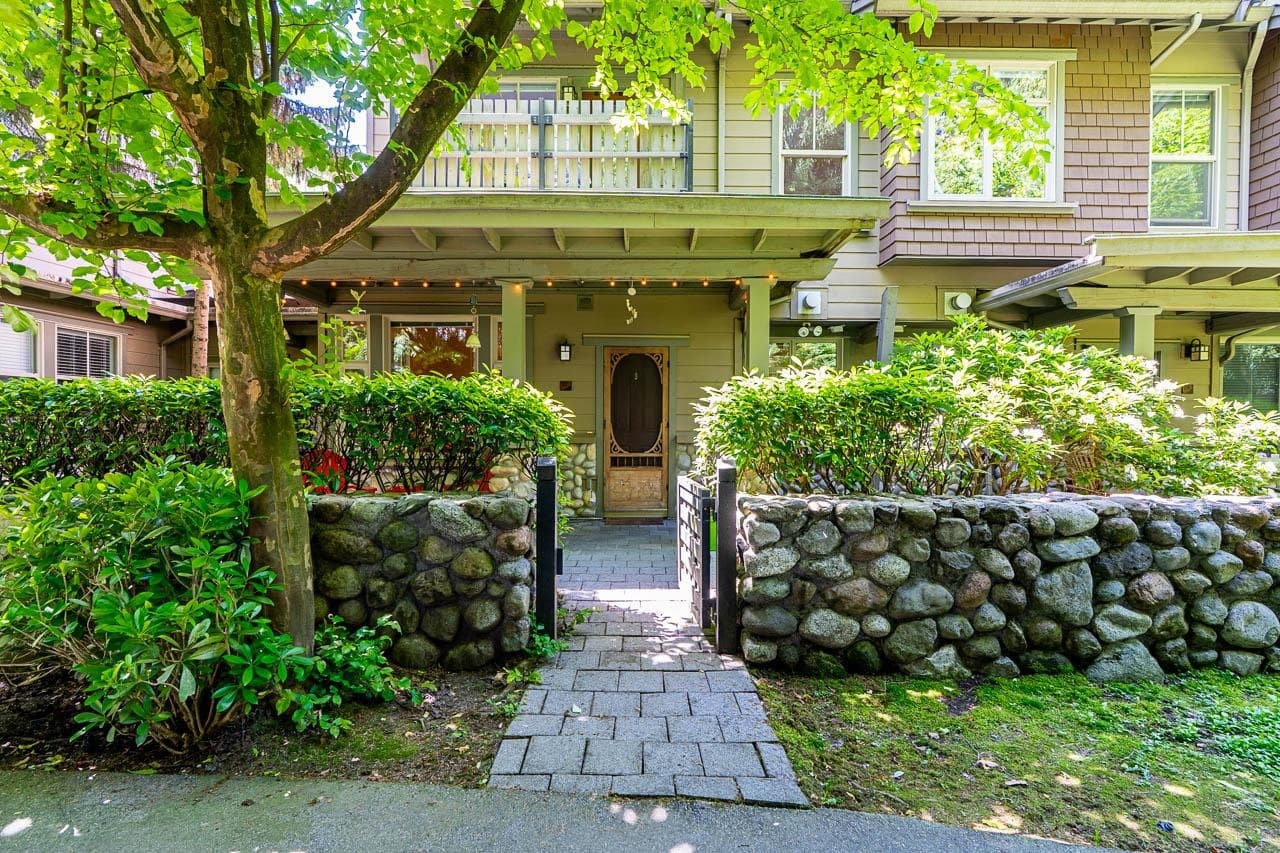 135 - 18 Jack Mahony Place, New Westminster, V3L 5V8 — photo 1