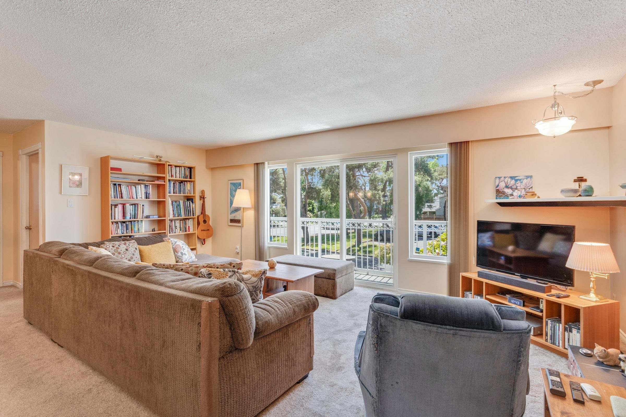 11231 Clipper Court, Richmond, V7E 4M3 — photo 3