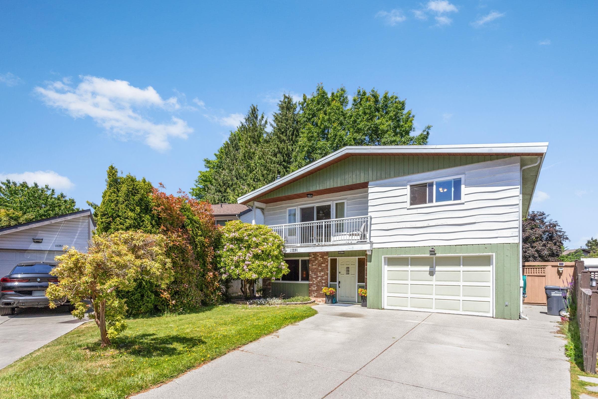 11231 Clipper Court, Richmond, V7E 4M3 — photo 1