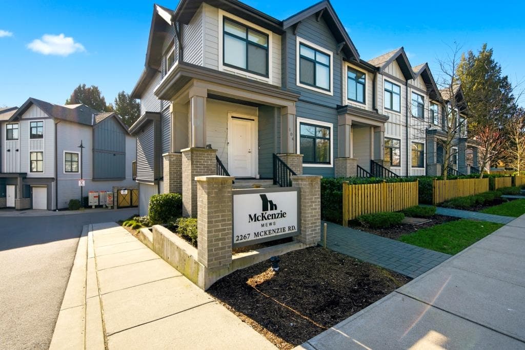 701 - 2267 Mckenzie Road, Abbotsford, V2S 0M9 — photo 1