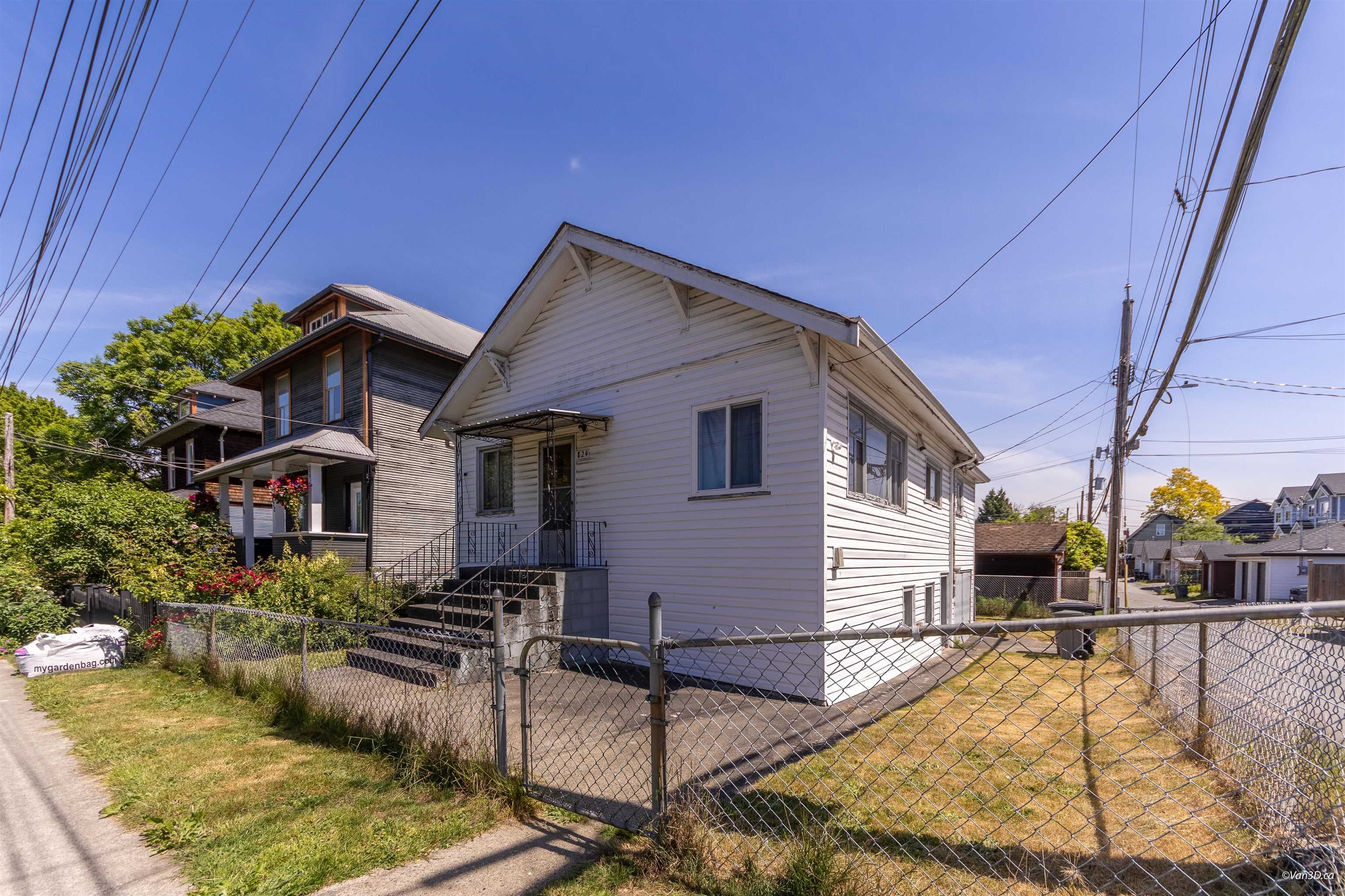 824 Semlin Drive, Vancouver, V5L 4J5 — photo 2