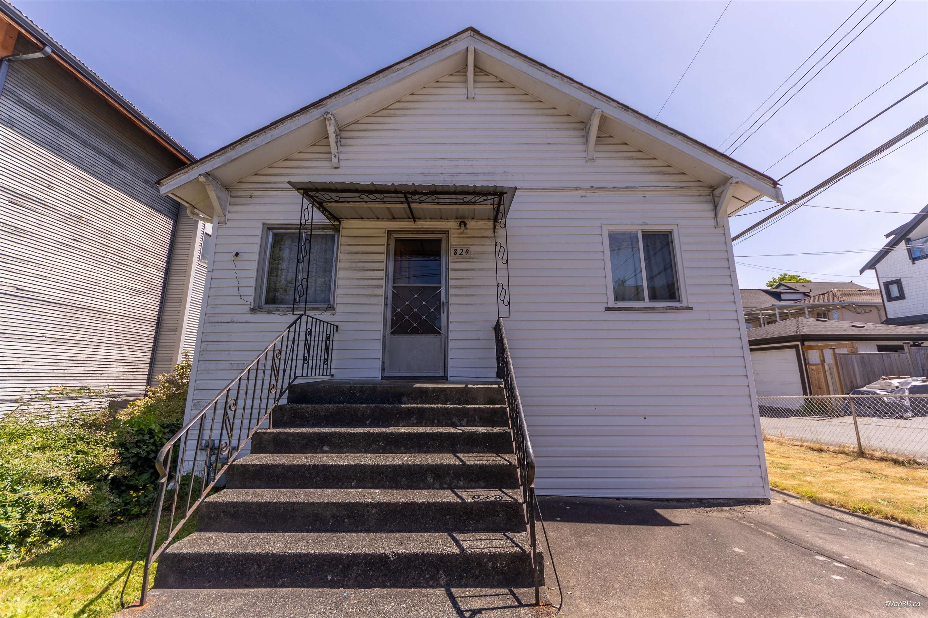 824 Semlin Drive, Vancouver, V5L 4J5 — photo 3