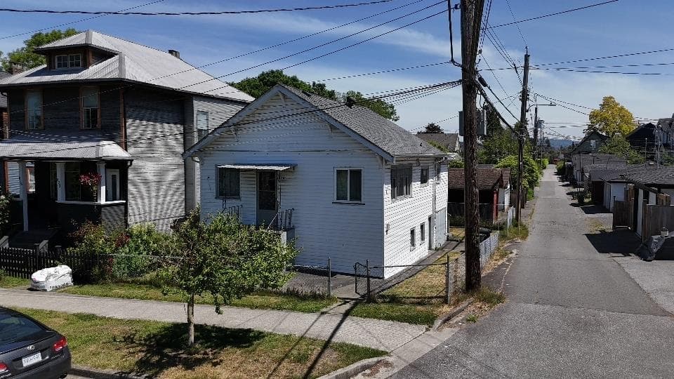 824 Semlin Drive, Vancouver, V5L 4J5 — photo 4