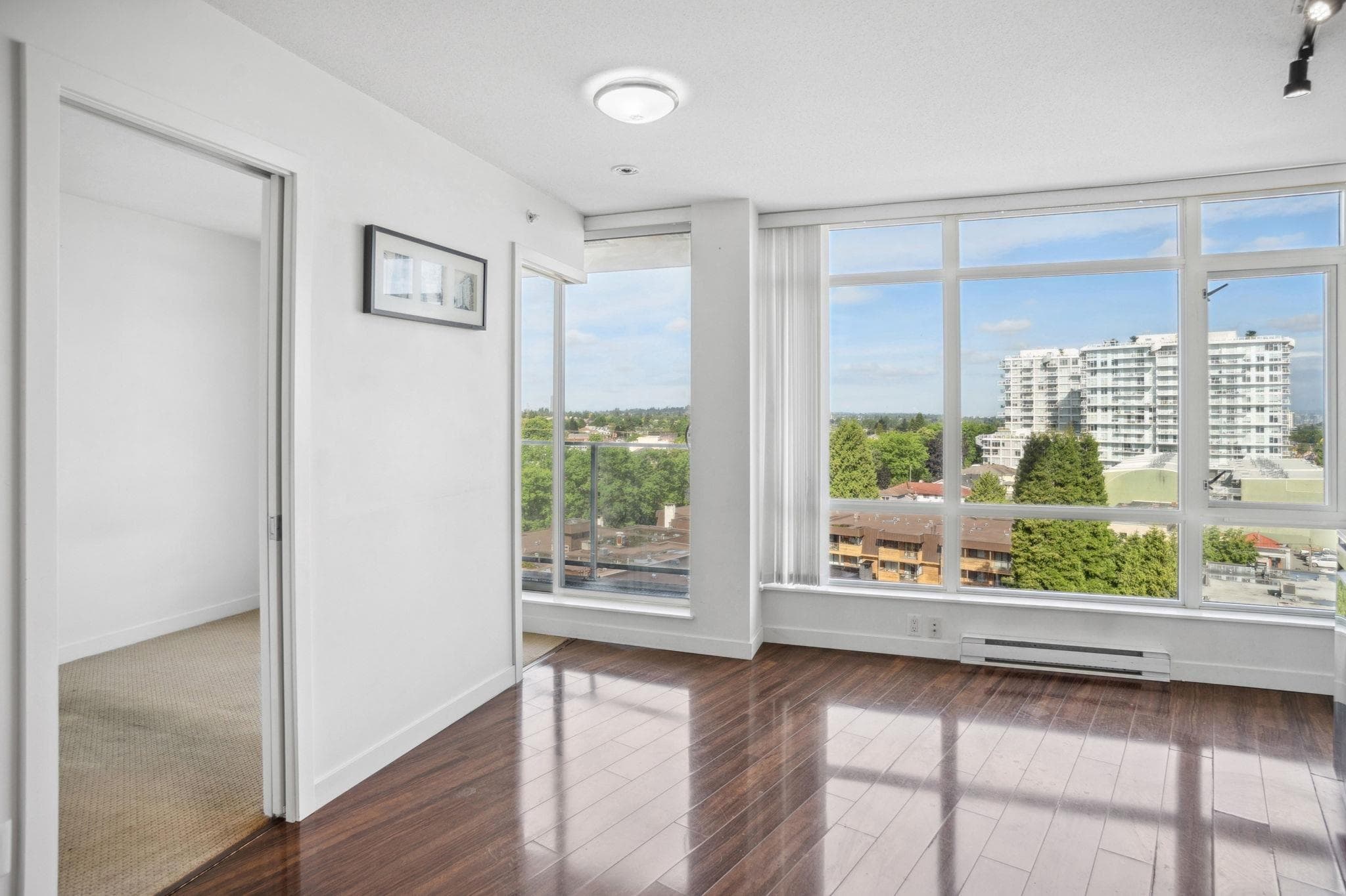 810 - 4815 Eldorado Mews, Vancouver, V5R 0B2 — photo 2