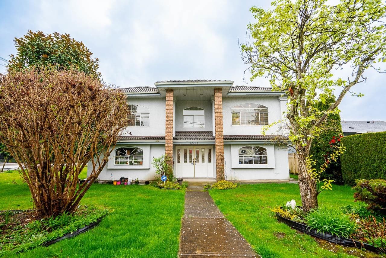 13798 92 Avenue, Surrey, V3V 1J2 — photo 2