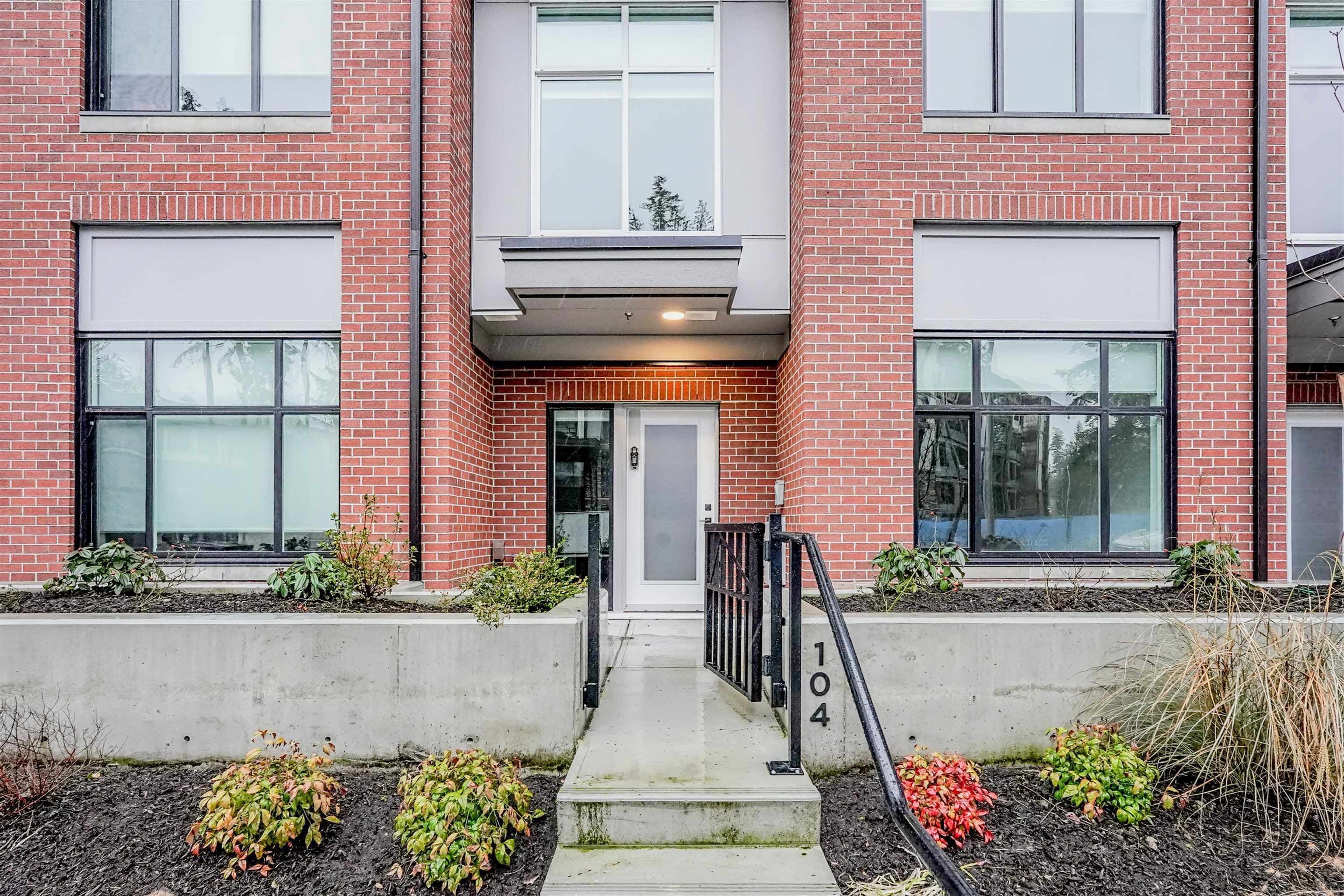 104 - 3528 146a Street, White Rock