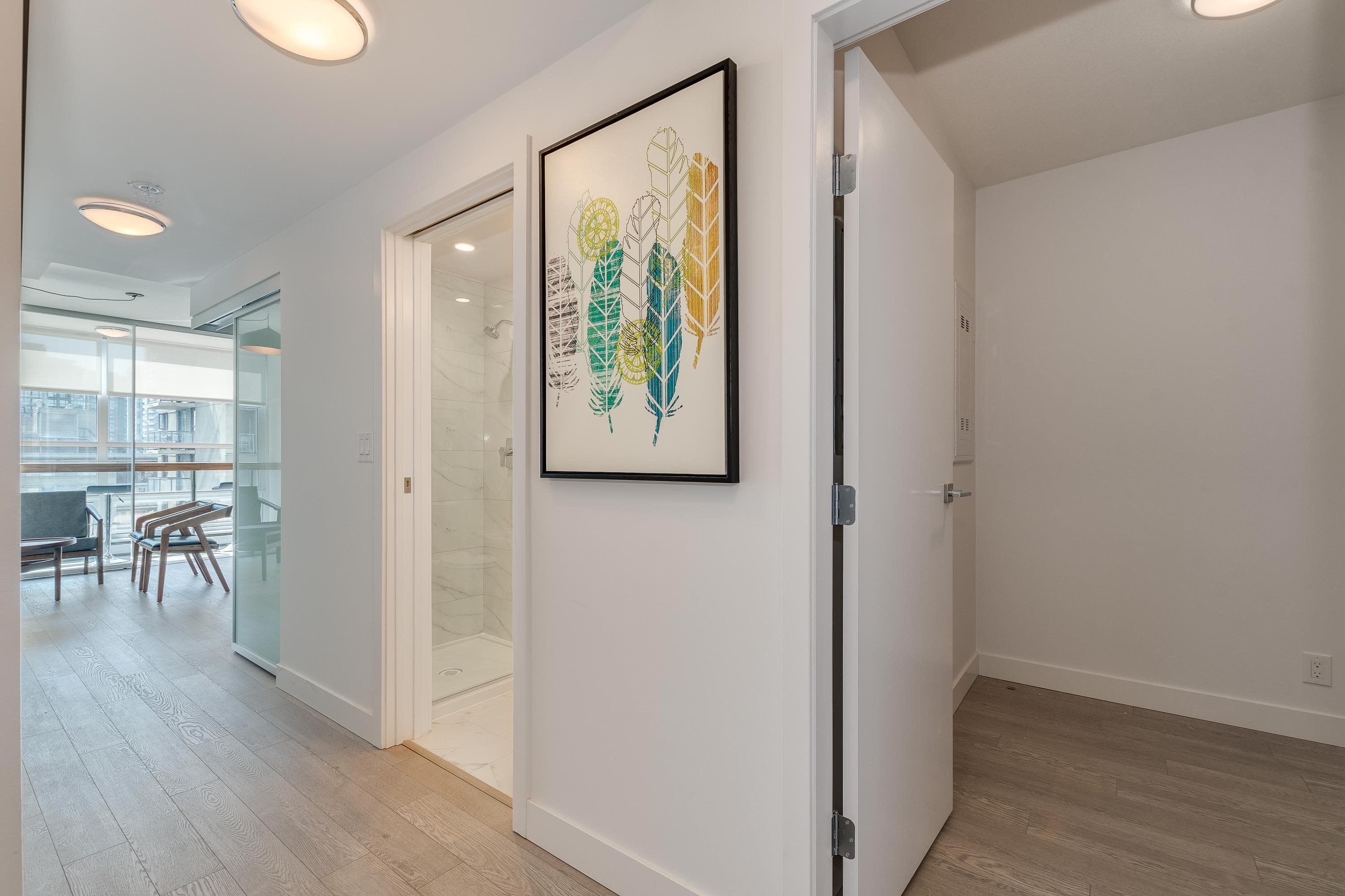 2105 - 1283 Howe Street, Vancouver, V6Z 1C1 — photo 2