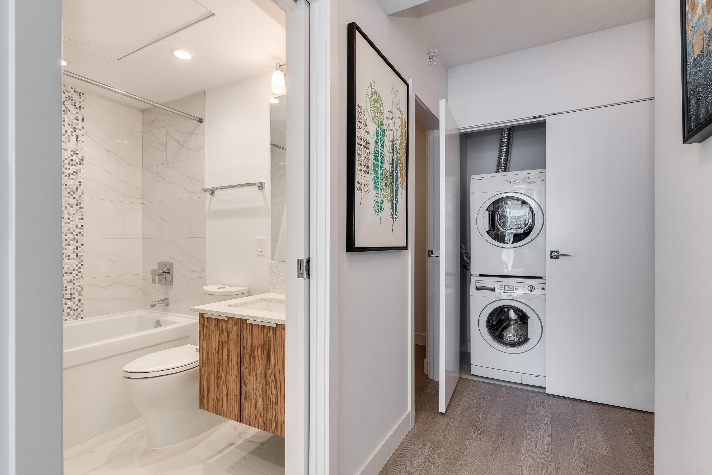2105 - 1283 Howe Street, Vancouver, V6Z 1C1 — photo 3