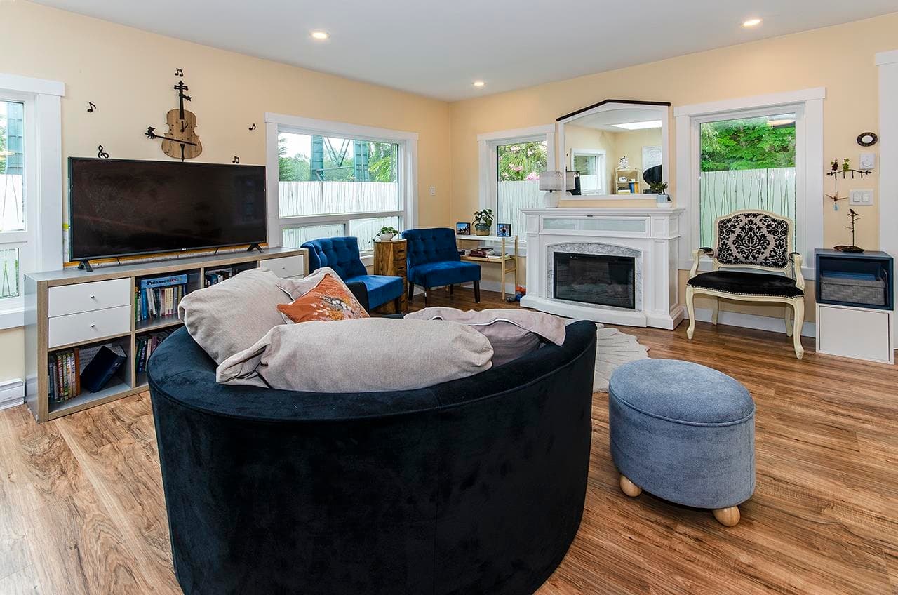 401 Raindance Crescent, West Vancouver