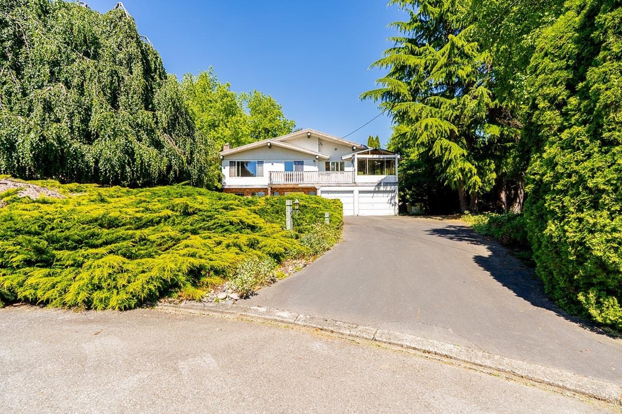 5462 Bakerview Drive, Surrey, V3S 1A5 — photo 1