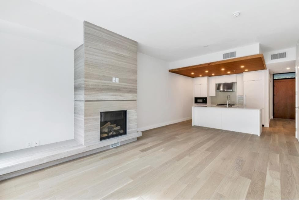 205 - 6707 Nelson Avenue, West Vancouver, V7W 0A4 — photo 3