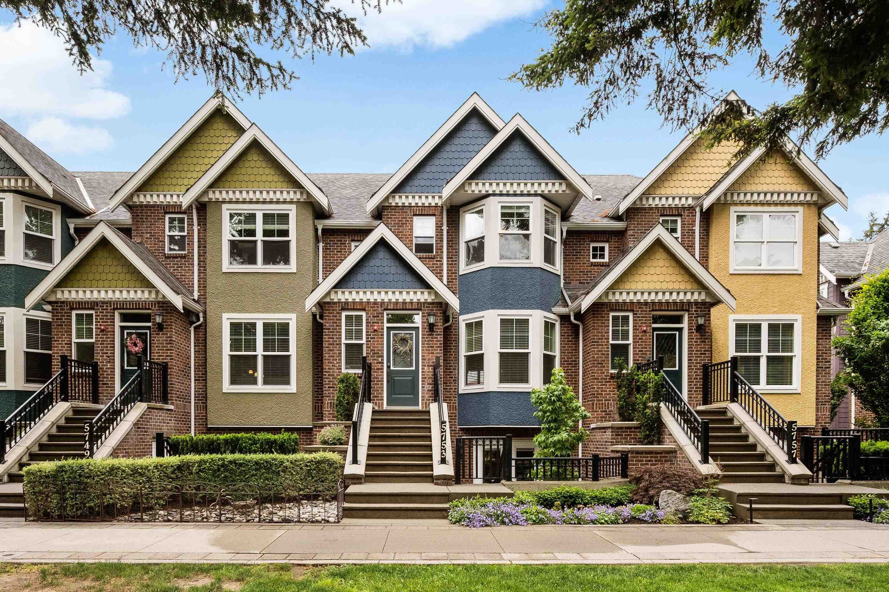 5753 Garrison Boulevard, Chilliwack