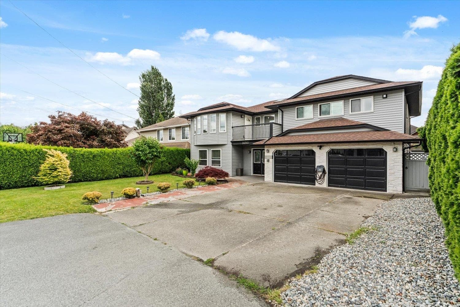 34762 2nd Avenue, Abbotsford, V2S 8C2 — photo 2