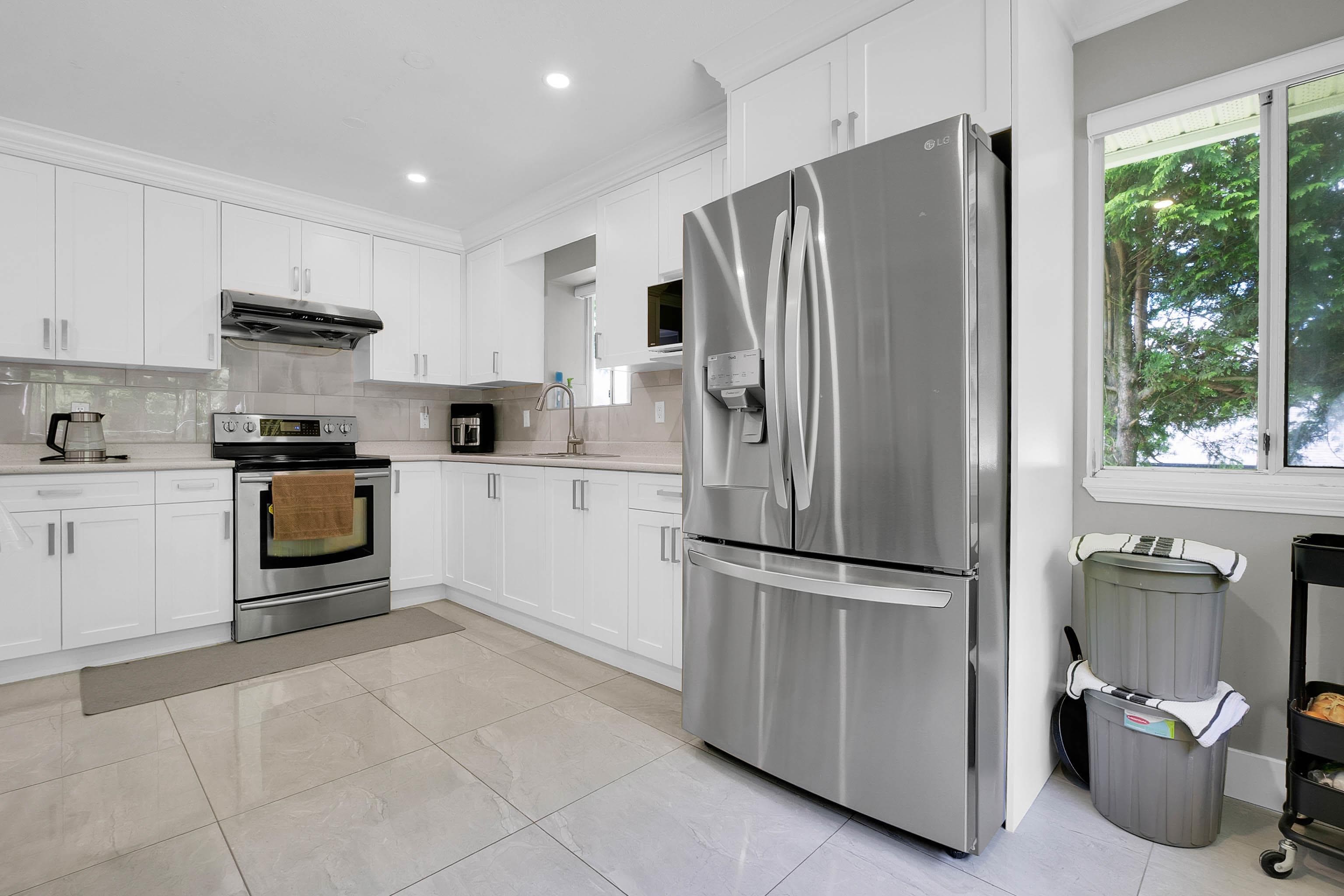 30891 Sandpiper Place, Abbotsford, V2T 5L5 — photo 5