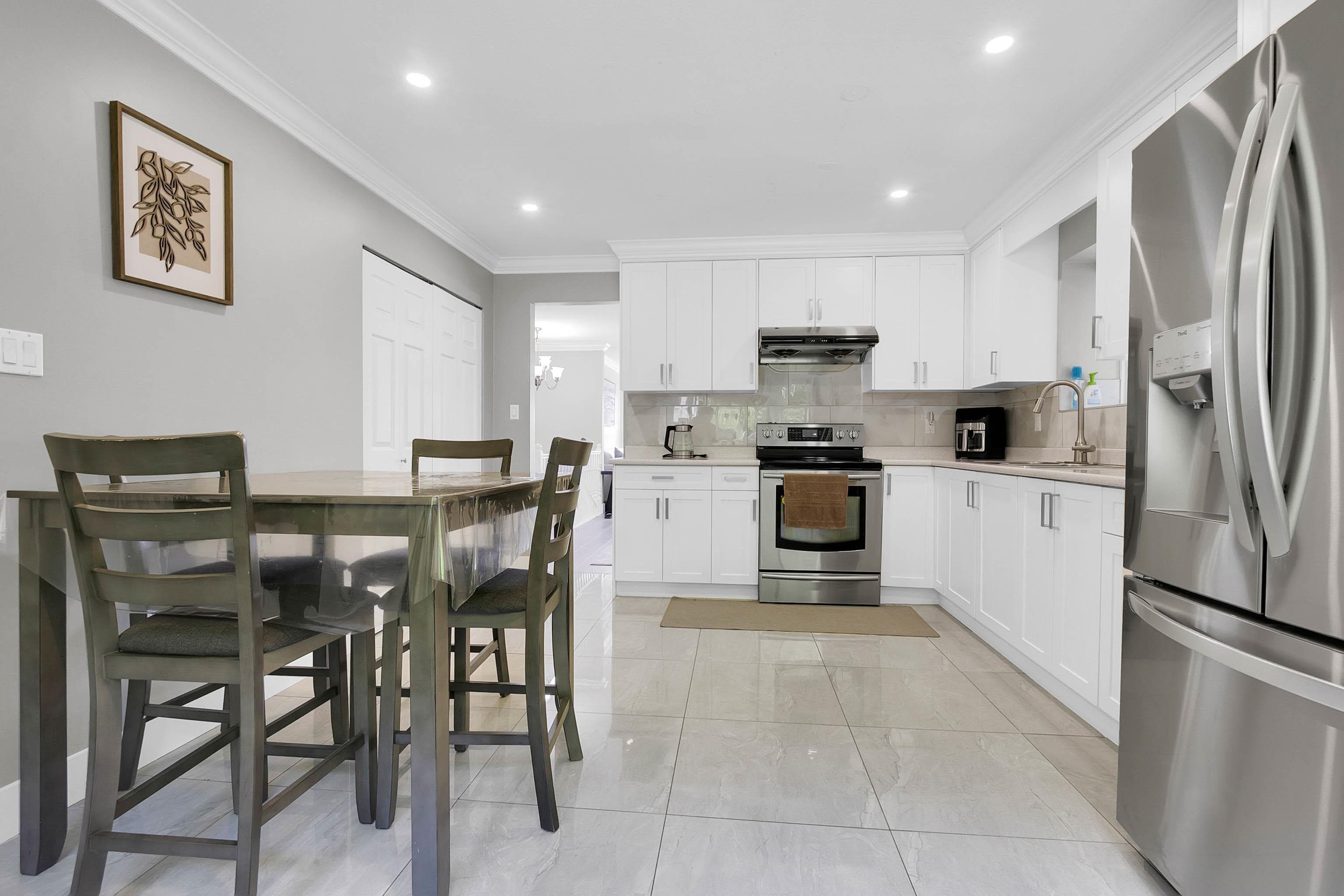 30891 Sandpiper Place, Abbotsford, V2T 5L5 — photo 4