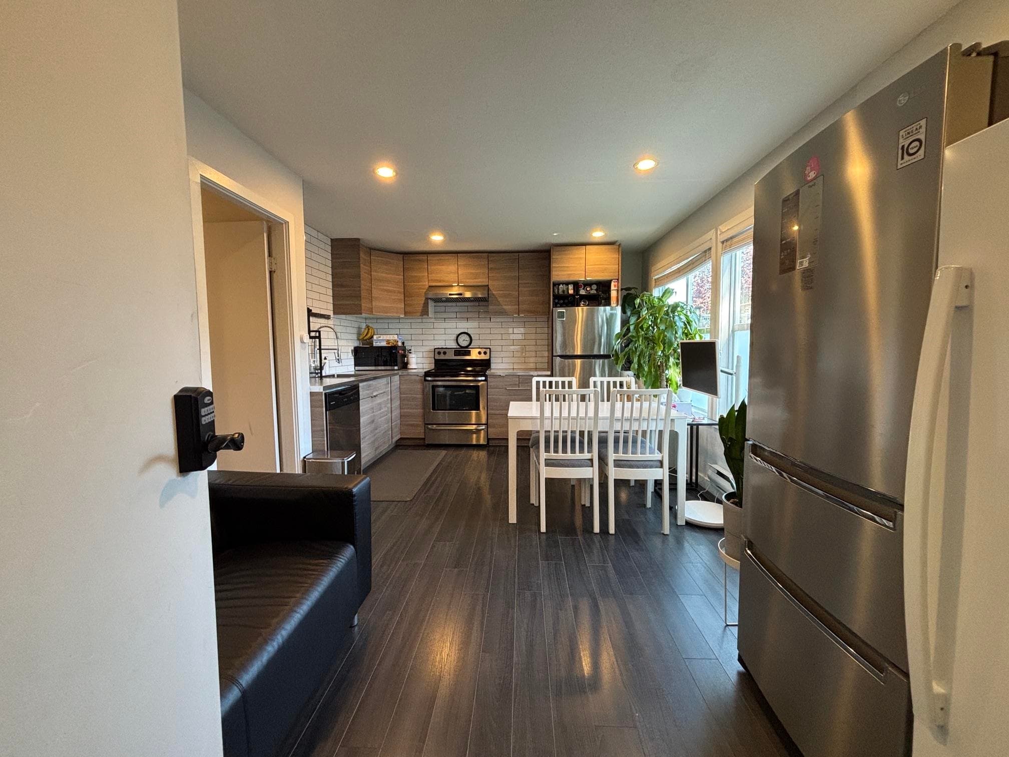 1588 E 41st Avenue, Vancouver, V5P 1K2 — photo 3