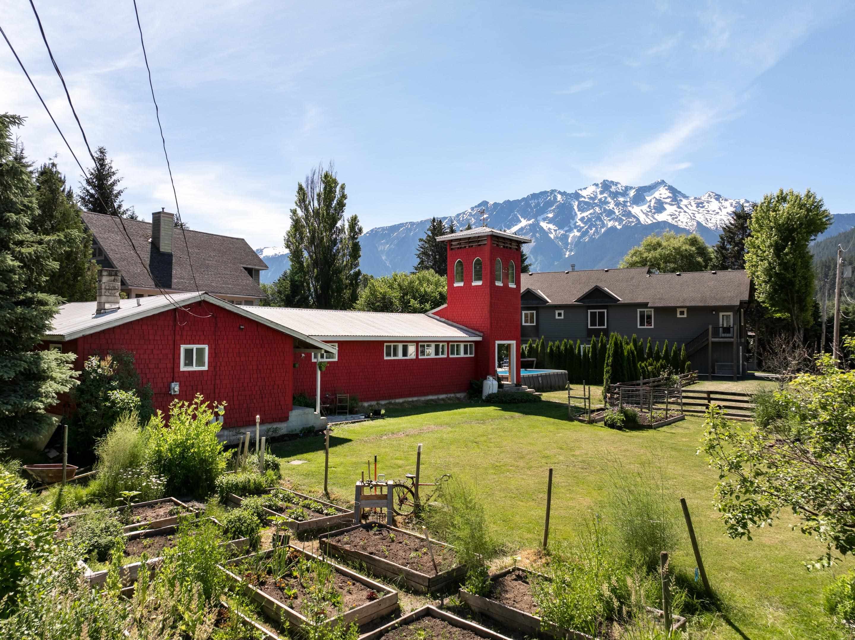 7596 Taylor Road, Pemberton, V0N 2L0 — photo 2