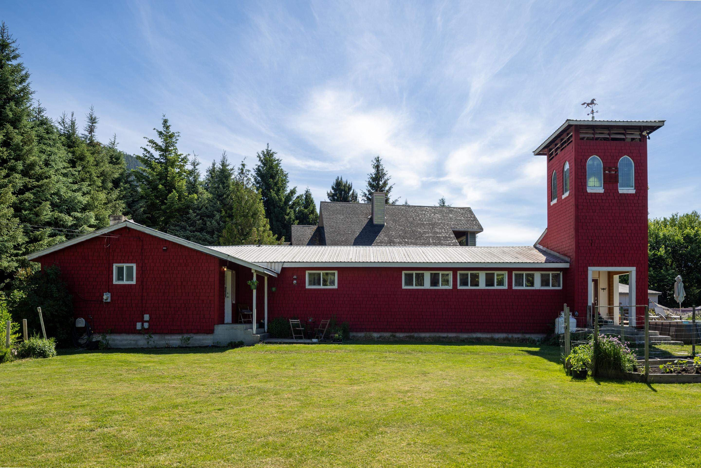 7596 Taylor Road, Pemberton, V0N 2L0 — photo 1
