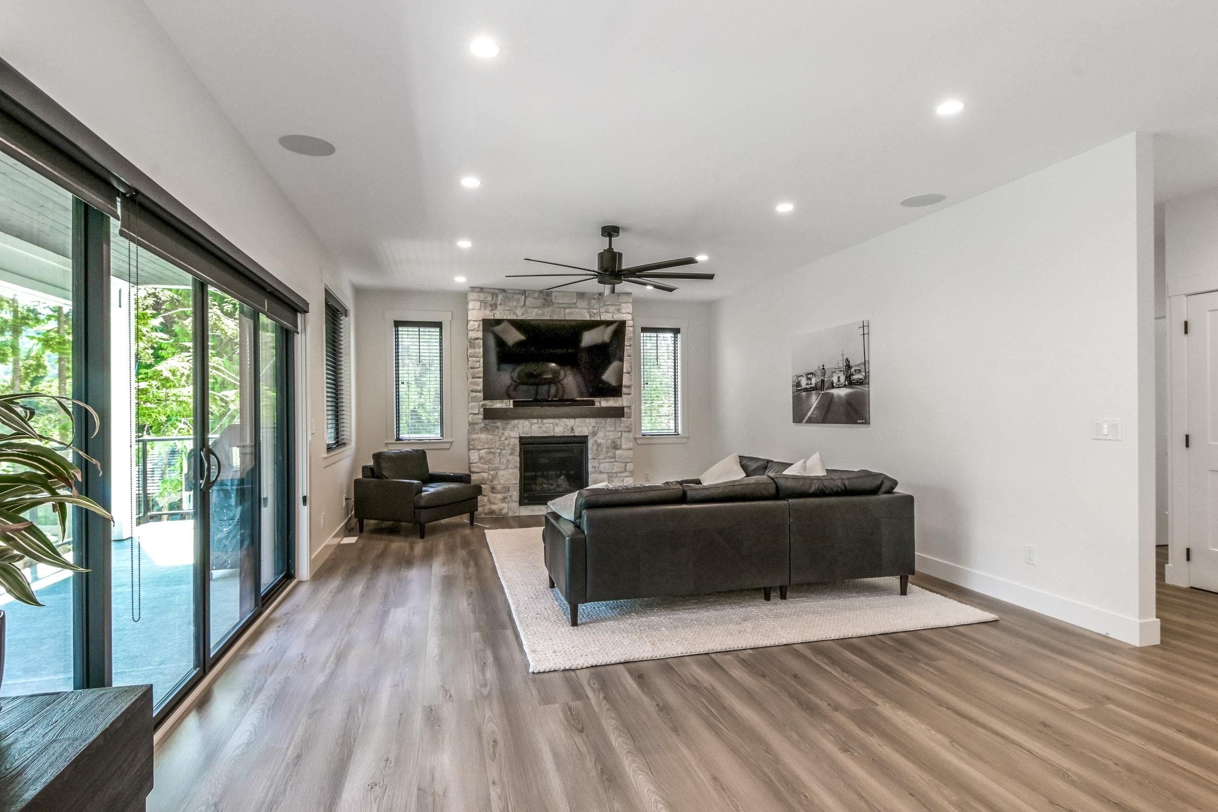 10080 Mountainview Road, Mission, V2V 4J1 — photo 3