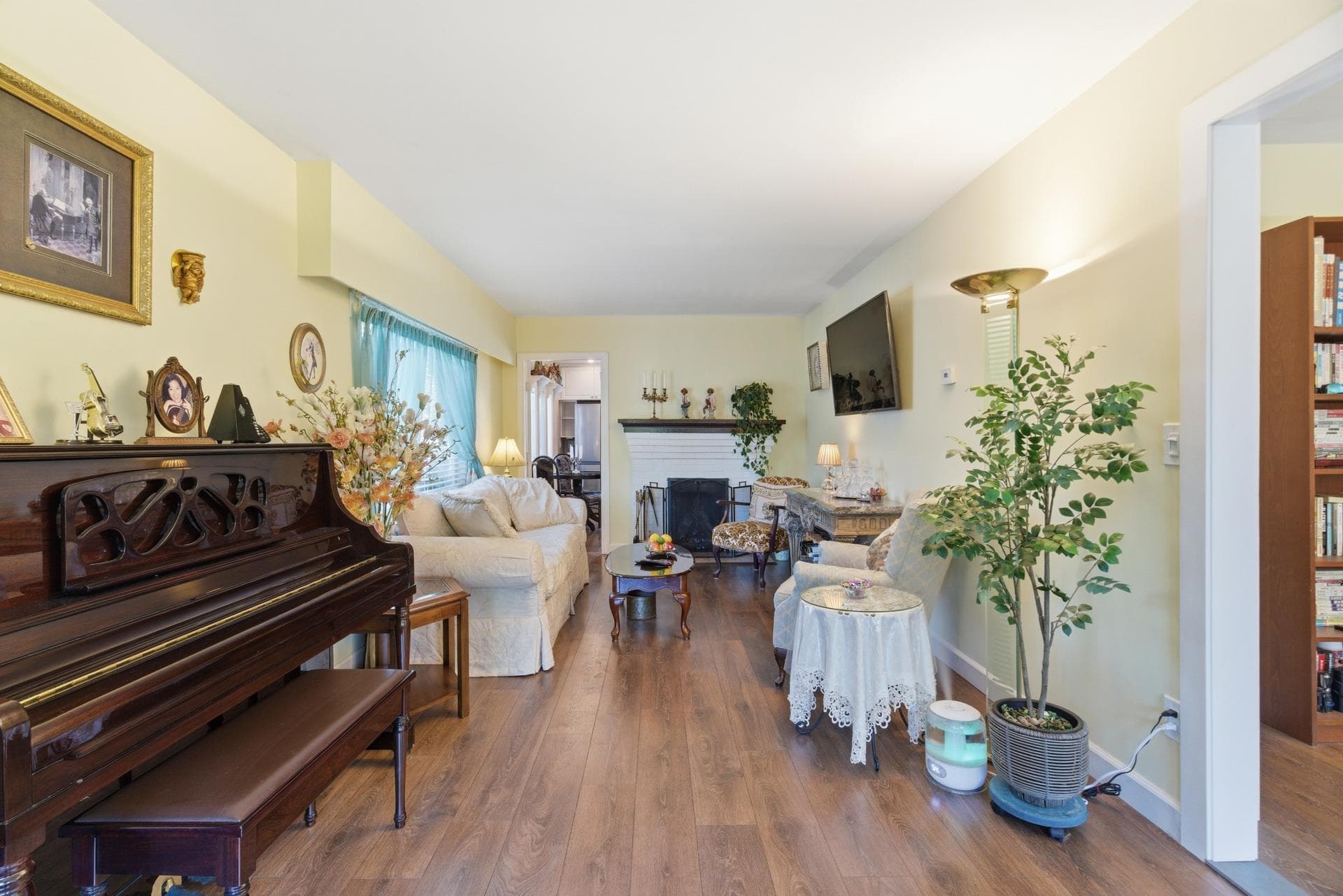 219 E 38th Avenue, Vancouver, V5W 1H3 — photo 4
