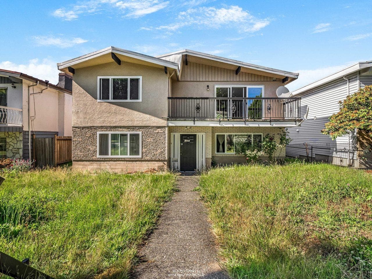 1205 E 49th Avenue, Vancouver, V5W 2H9 — photo 1
