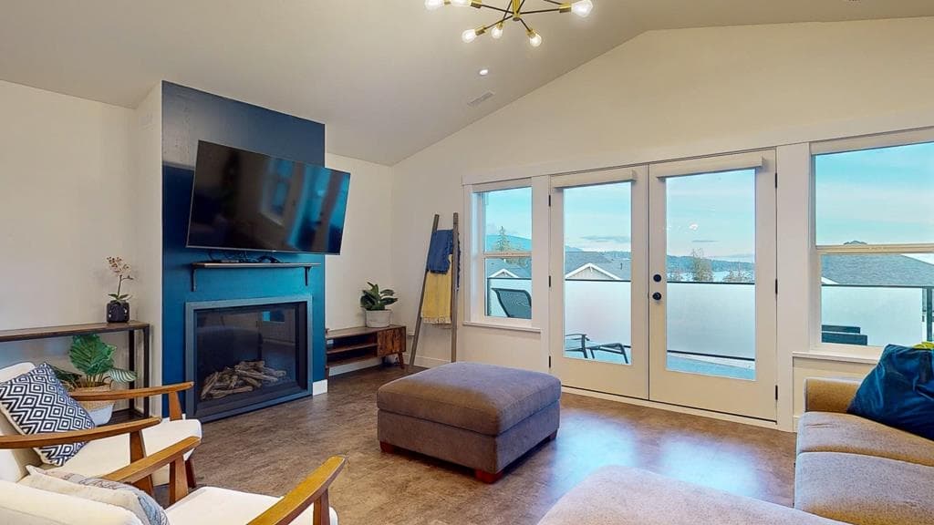 5629 Kingbird Crescent, Sechelt, V7Z 0S4 — photo 3