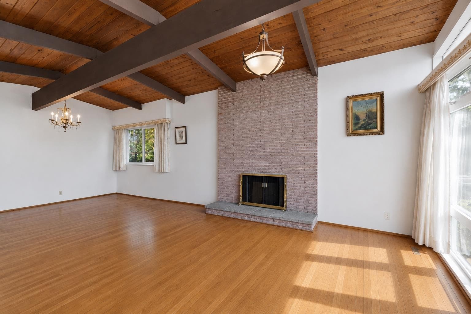 922 Canyon Boulevard, North Vancouver, V7R 2J8 — photo 5