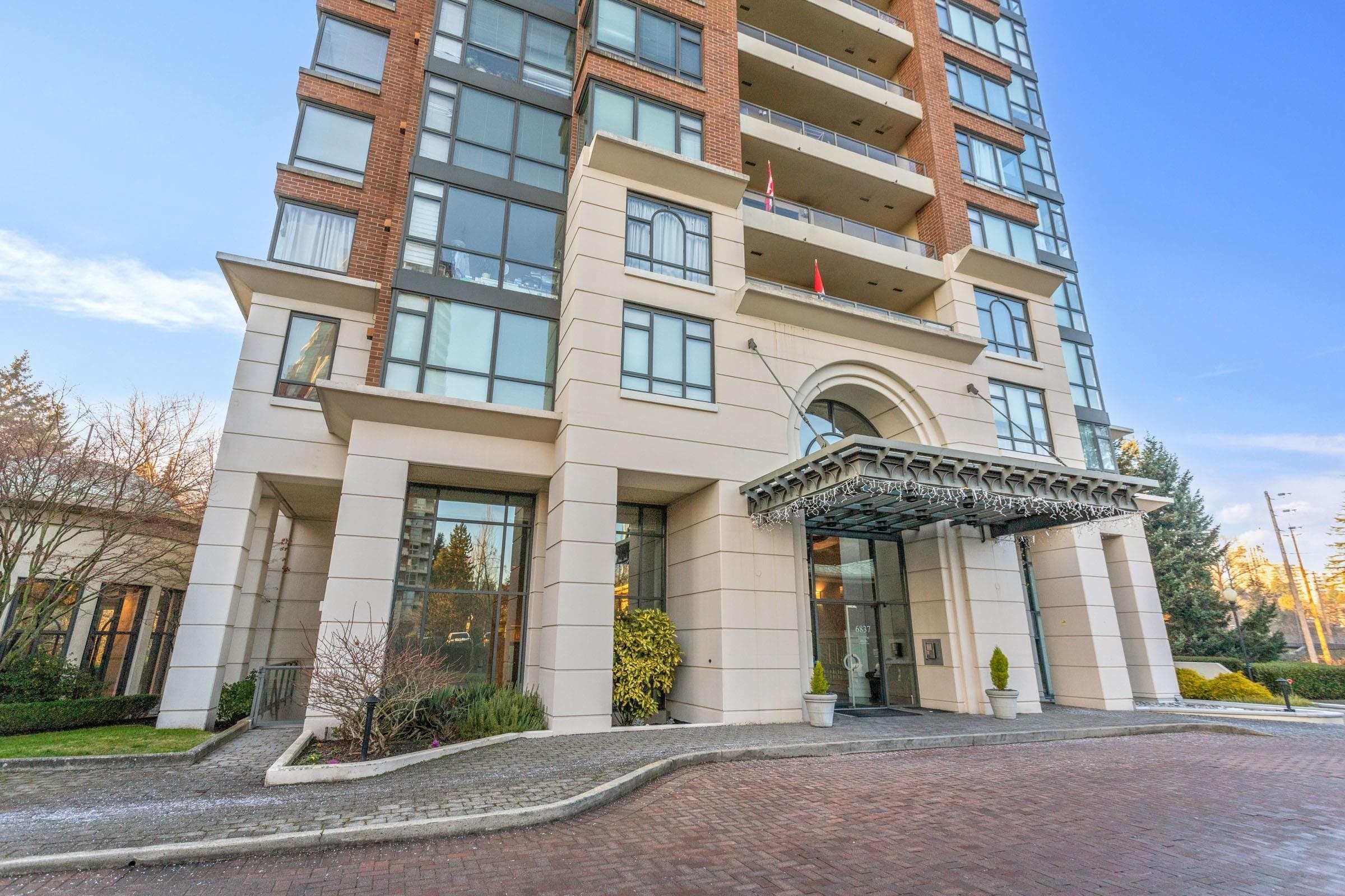 1003 - 6837 Station Hill Drive, Burnaby, V3N 5B7 — photo 2