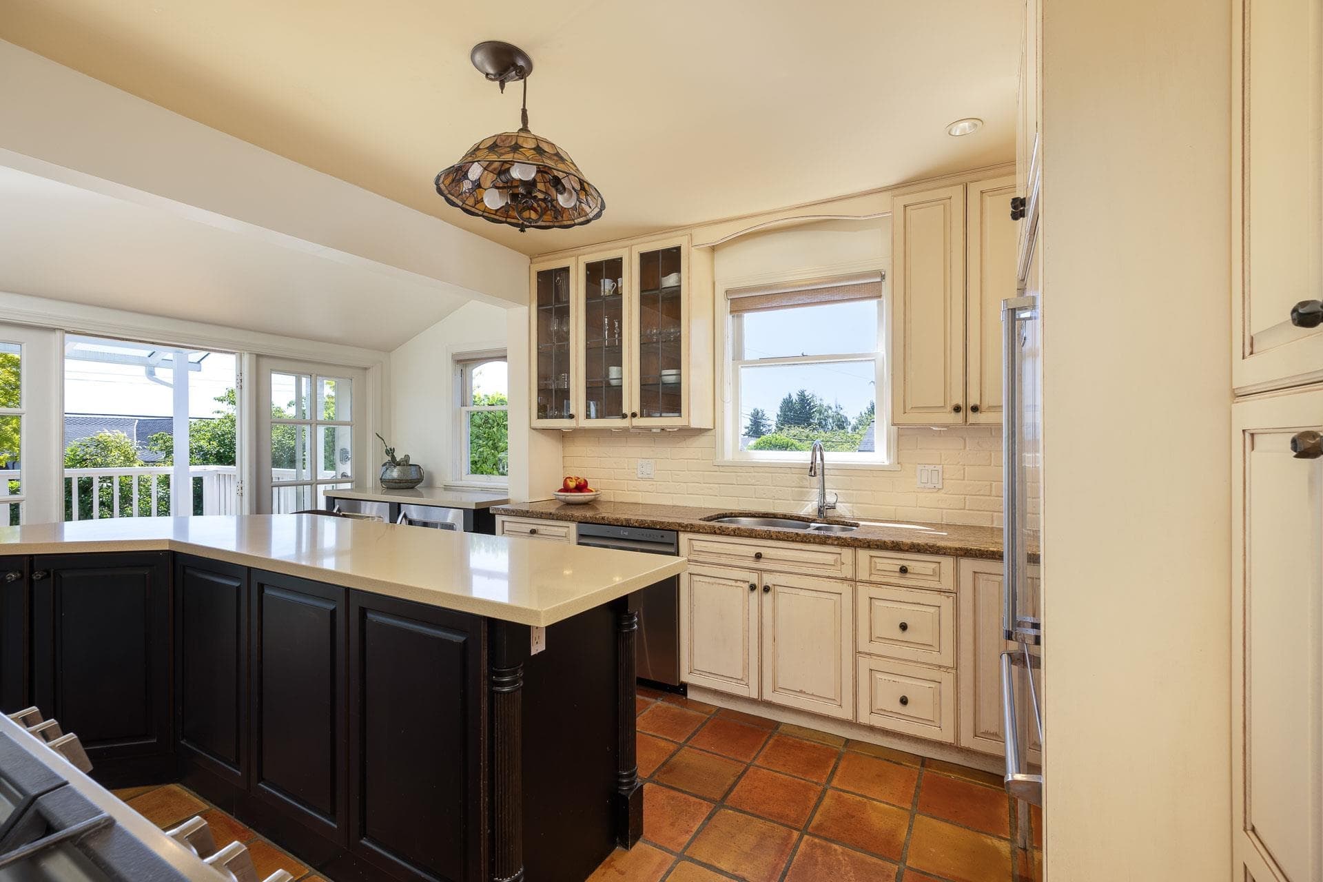 2308 Inglewood Avenue, West Vancouver, V7V 2A1 — photo 4