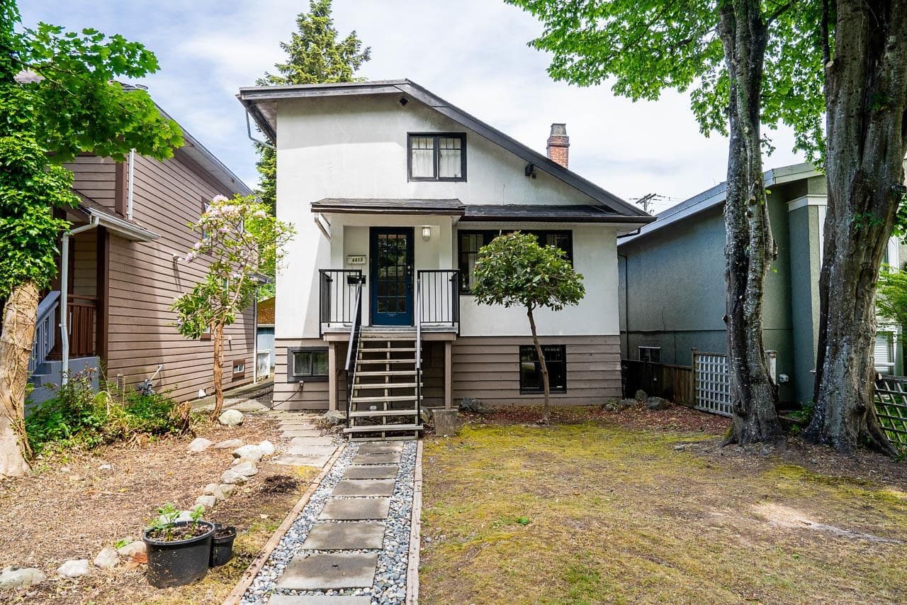 4413 W 13 Avenue, Vancouver