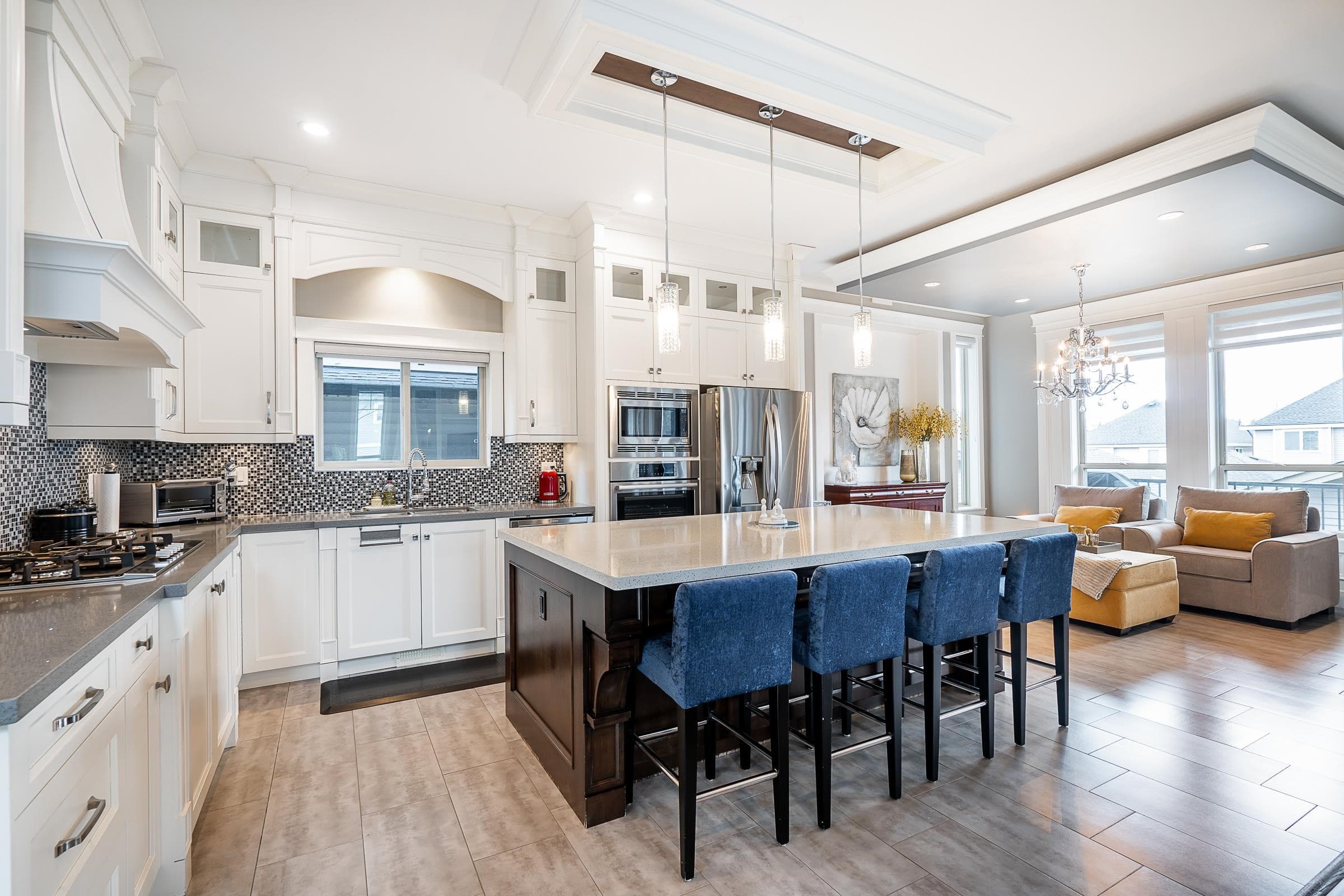 1400 Coast Meridian Road, Coquitlam, V3E 0H5 — photo 3